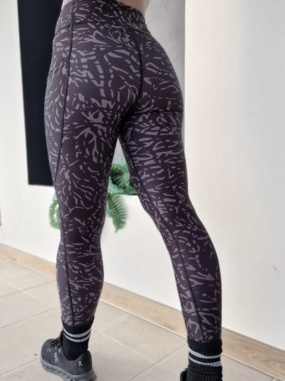 REACT Black &amp; Grey Print Leggings